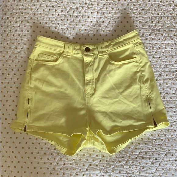 Made In The USA Yellow High Waisted Shorts 30/31 - Picture 1 of 6